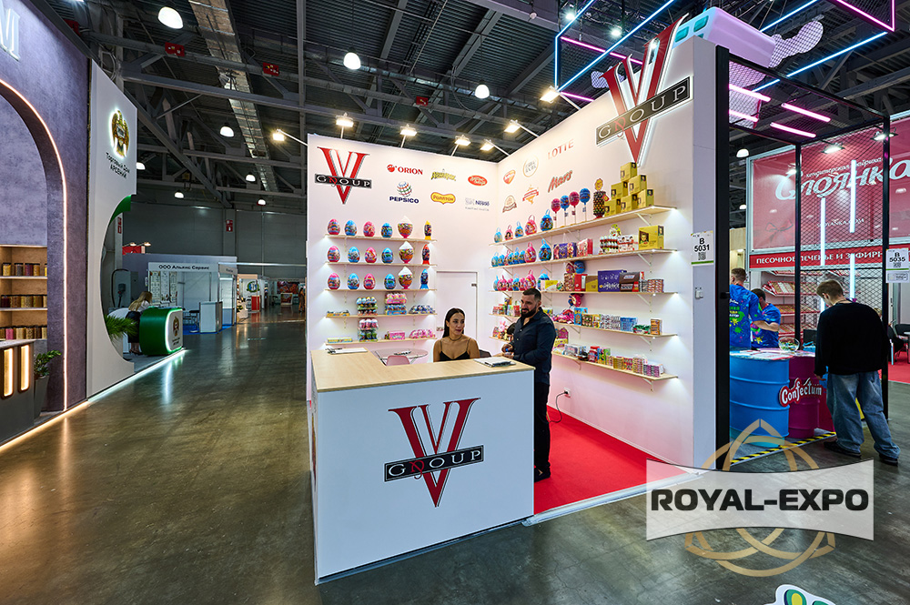 Стенд "VV GROUP" 3
